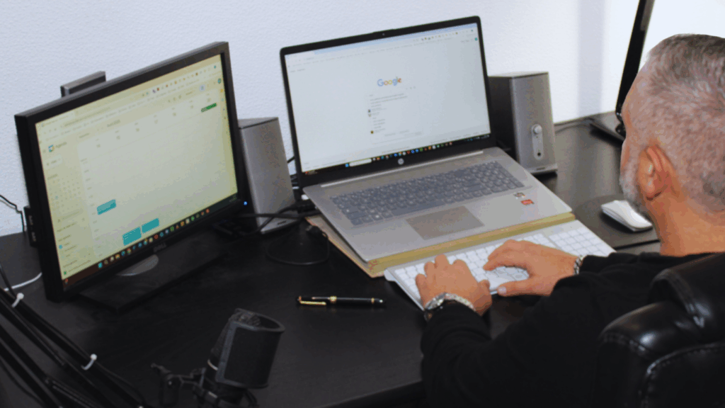 Post de travail Vladan Jankovic Consultant SEO